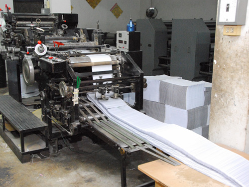 โรงงานผลิตกระดาษต่อเนื่อง